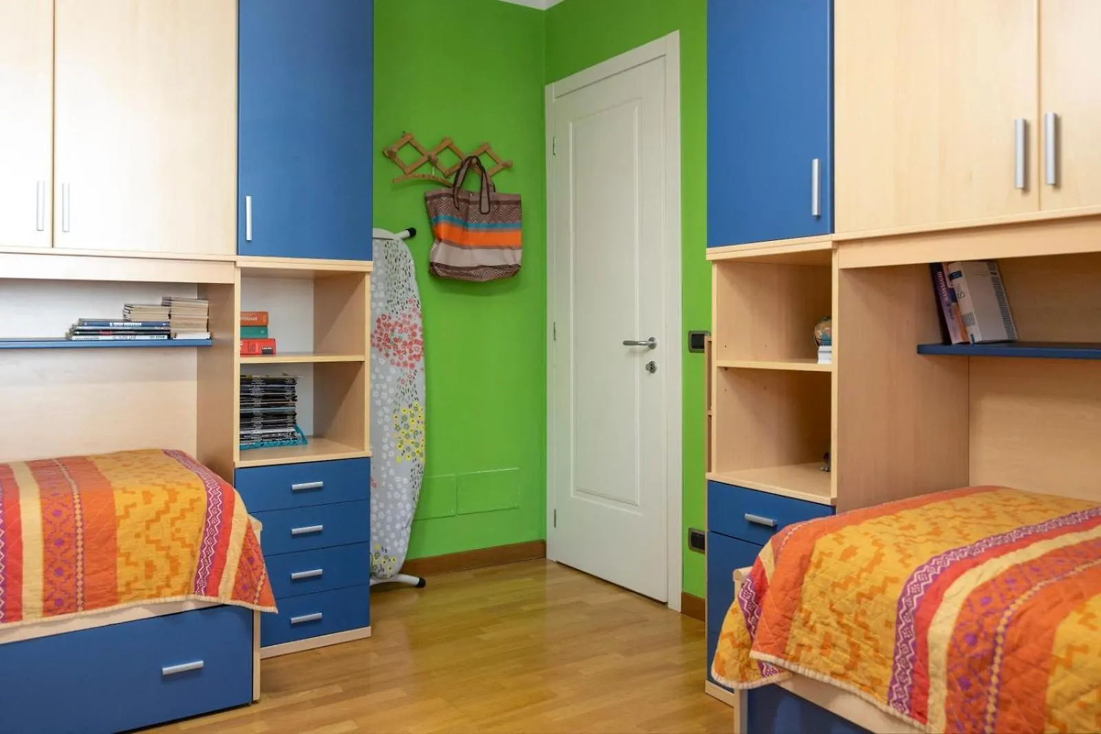Casa Vincy, Costa Volpino Ospitar Lejlighed
